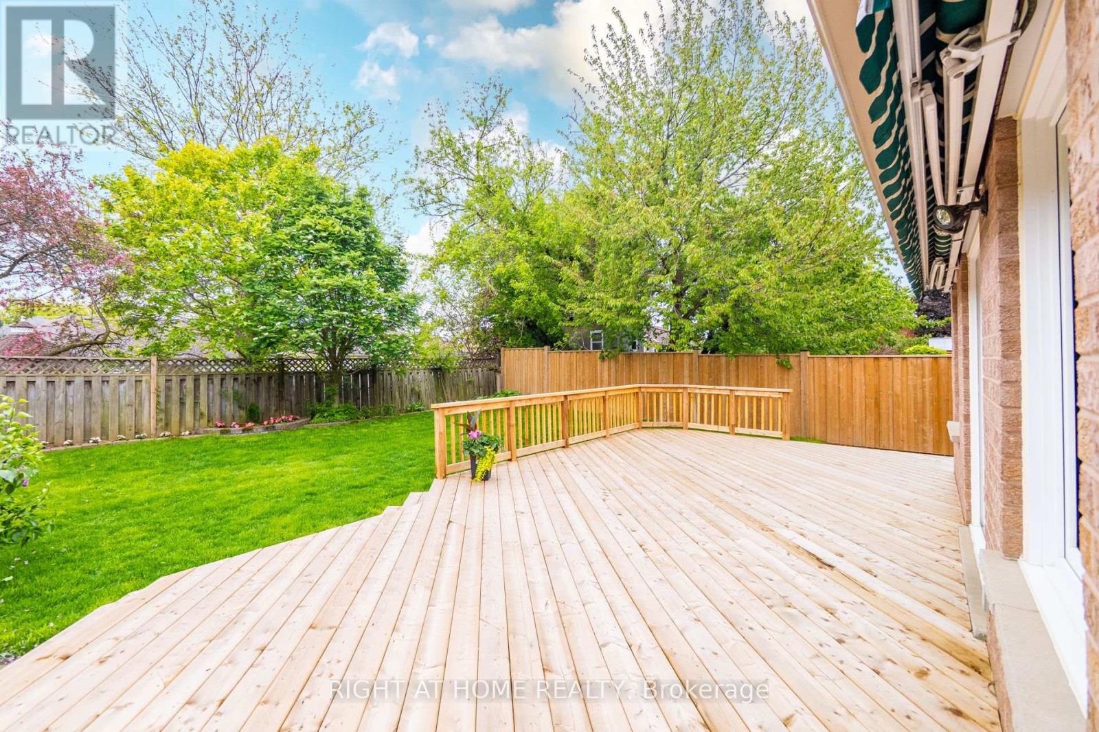 59 Hilborn Avenue, Cambridge, Ontario  N1T 1M8 - Photo 36 - X12180632