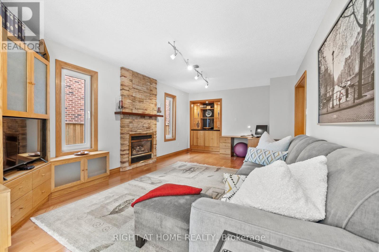 59 Hilborn Avenue, Cambridge, Ontario  N1T 1M8 - Photo 9 - X12180632