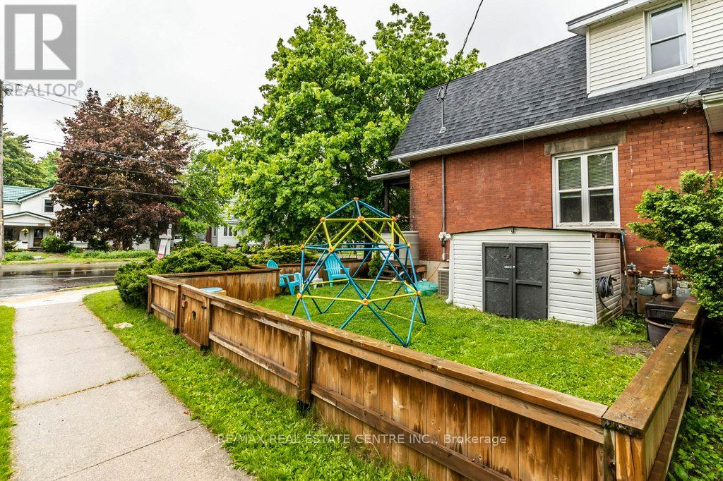 599 Woolwich Street, Guelph (Exhibition Park), Ontario  N1H 3Y6 - Photo 10 - X12180637