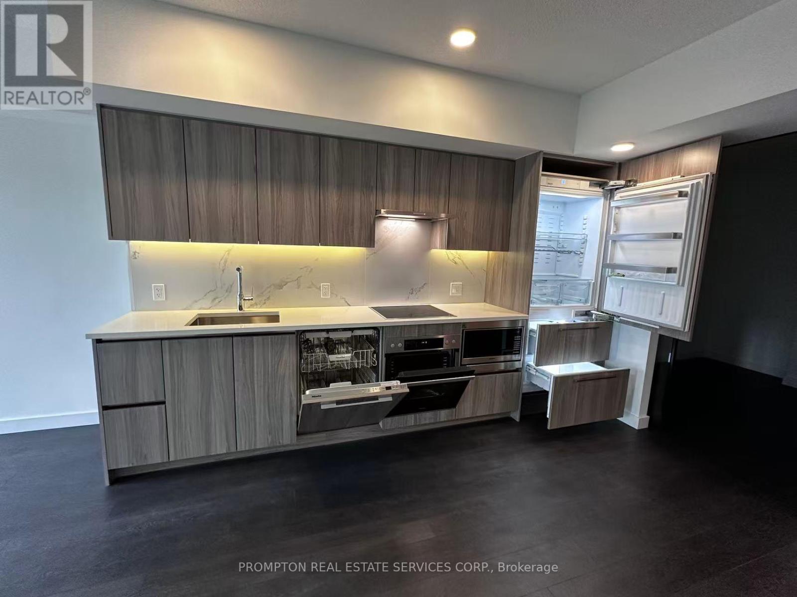 535 - 3 Concord Cityplace Way, Toronto, Ontario  M5V 0X4 - Photo 5 - C12179898