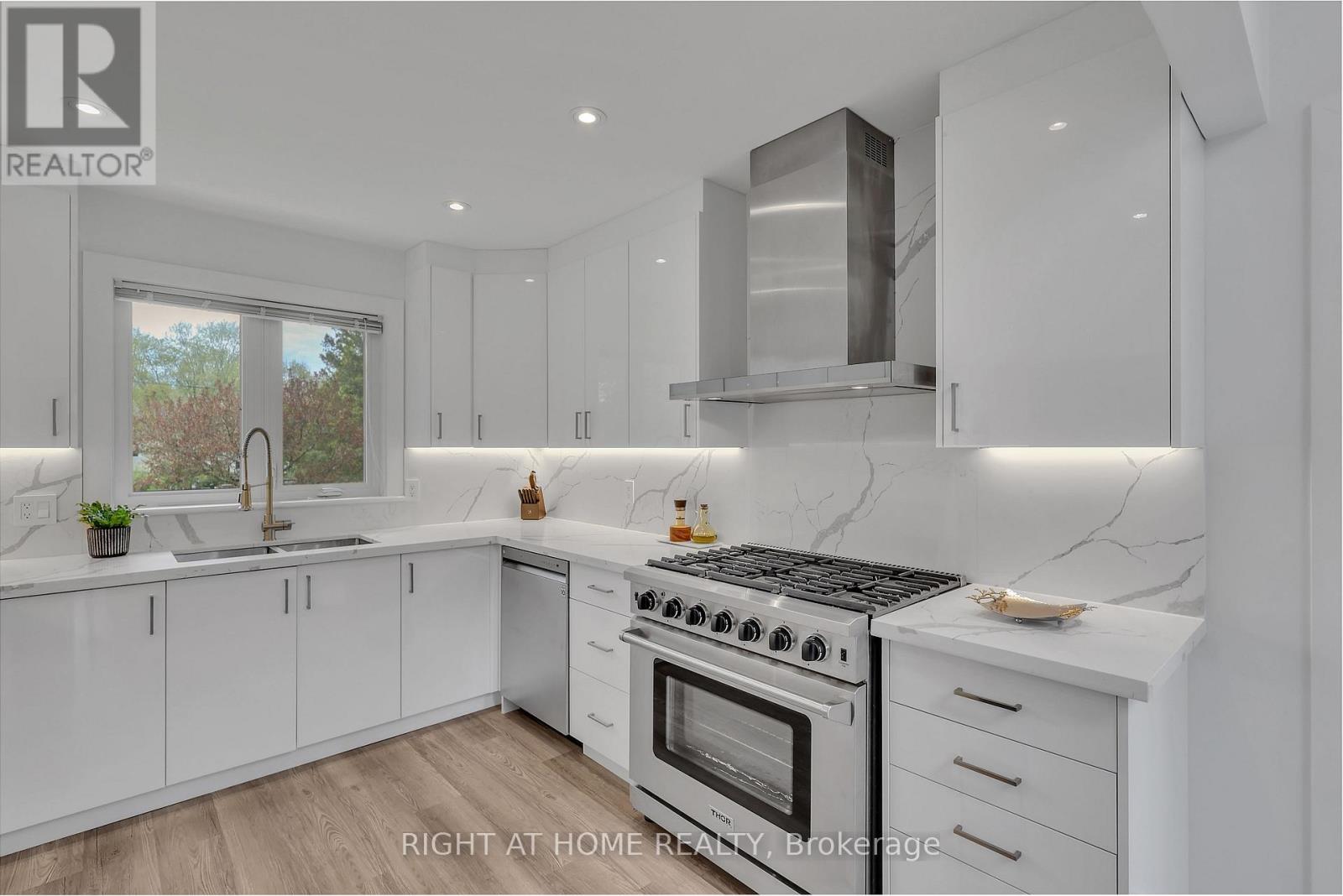 119 Sturgeon Glen Road, Kawartha Lakes, Ontario  K0M 1N0 - Photo 11 - X12100739