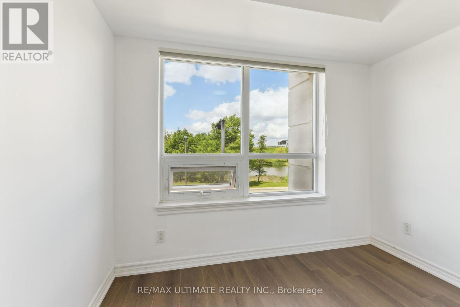 202 - 2325 Central Park Drive, Oakville, Ontario  L6H 0E5 - Photo 19 - W12179838