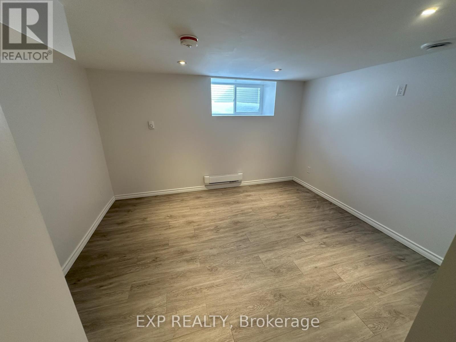 47 Grove Street E, Barrie (Wellington), Ontario  L4M 2N9 - Photo 7 - S11965245