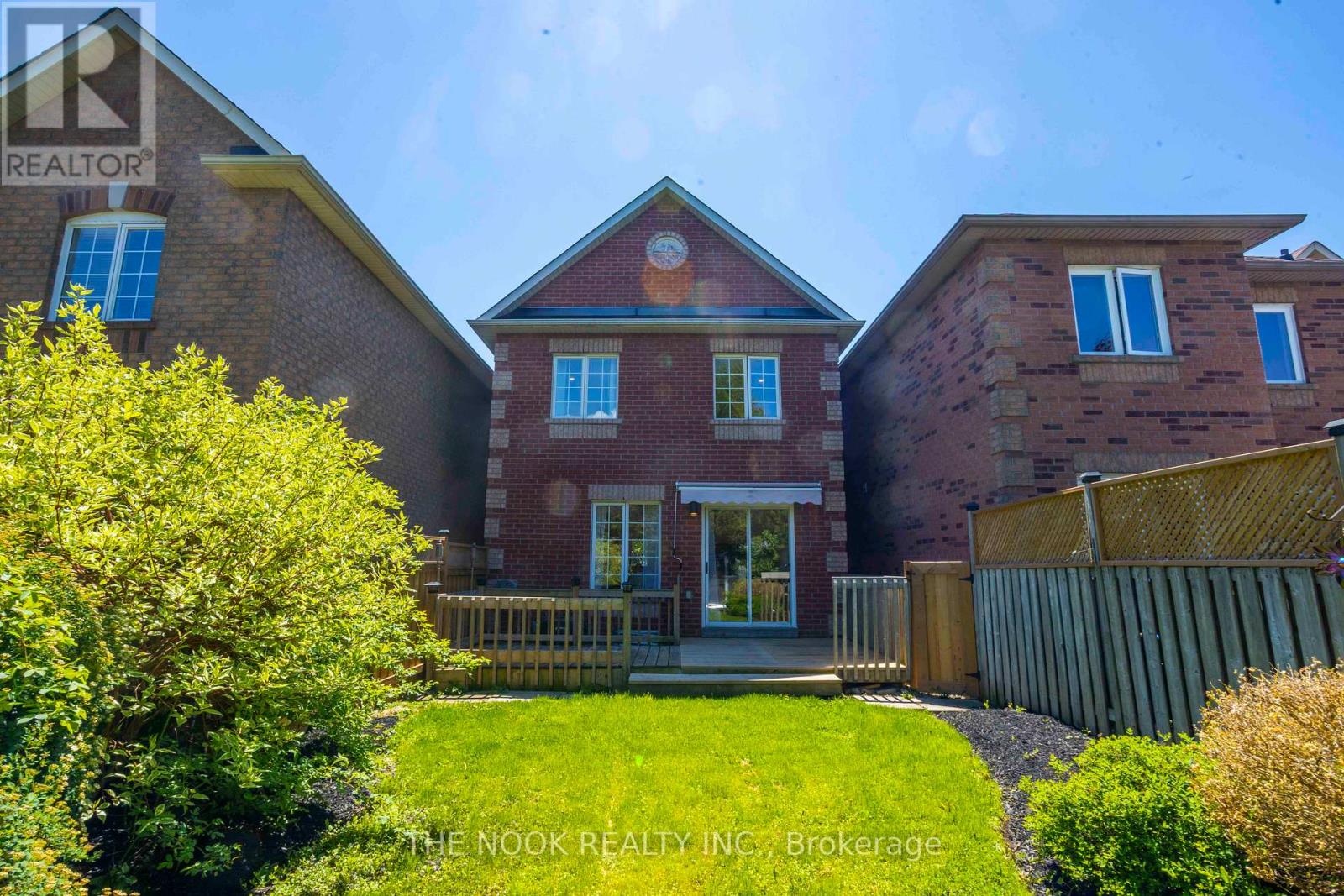 22 Threadgold Court, Whitby, Ontario  L1P 1L9 - Photo 45 - E12180621