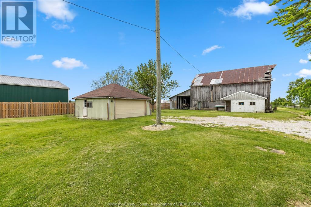 1672 South Malden Road, Essex, Ontario  N8M 2X5 - Photo 27 - 25013444