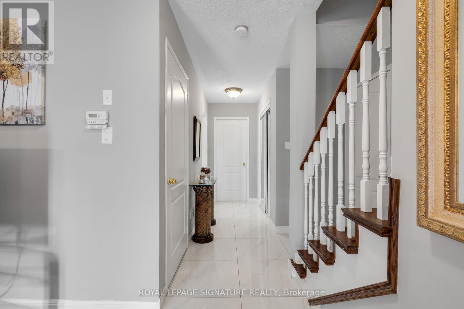 20 Thimbleberry Street, Brampton, Ontario  L7A 3L3 - Photo 6 - W12178939