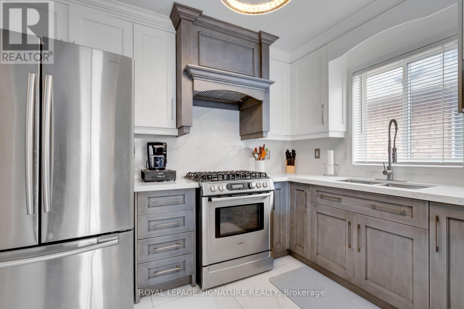 20 THIMBLEBERRY STREET, Brampton, Ontario