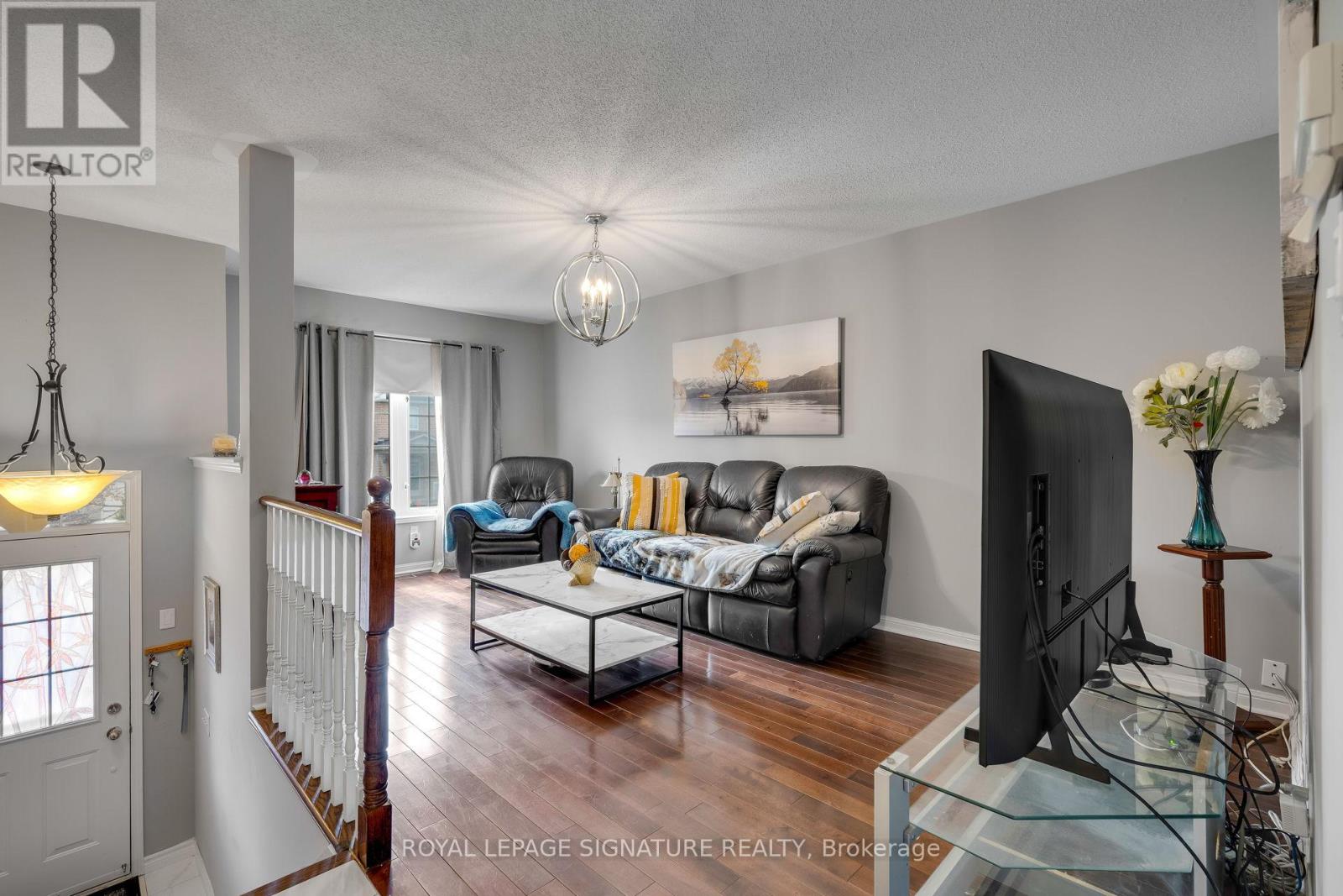 20 Thimbleberry Street, Brampton, Ontario  L7A 3L3 - Photo 7 - W12178939