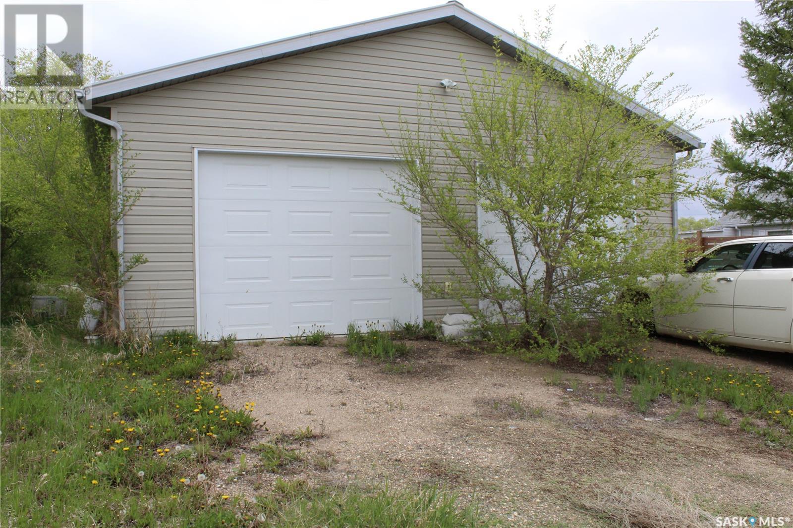 66 Helena Street, Prud'homme, Saskatchewan  S0K 3K0 - Photo 9 - SK007436