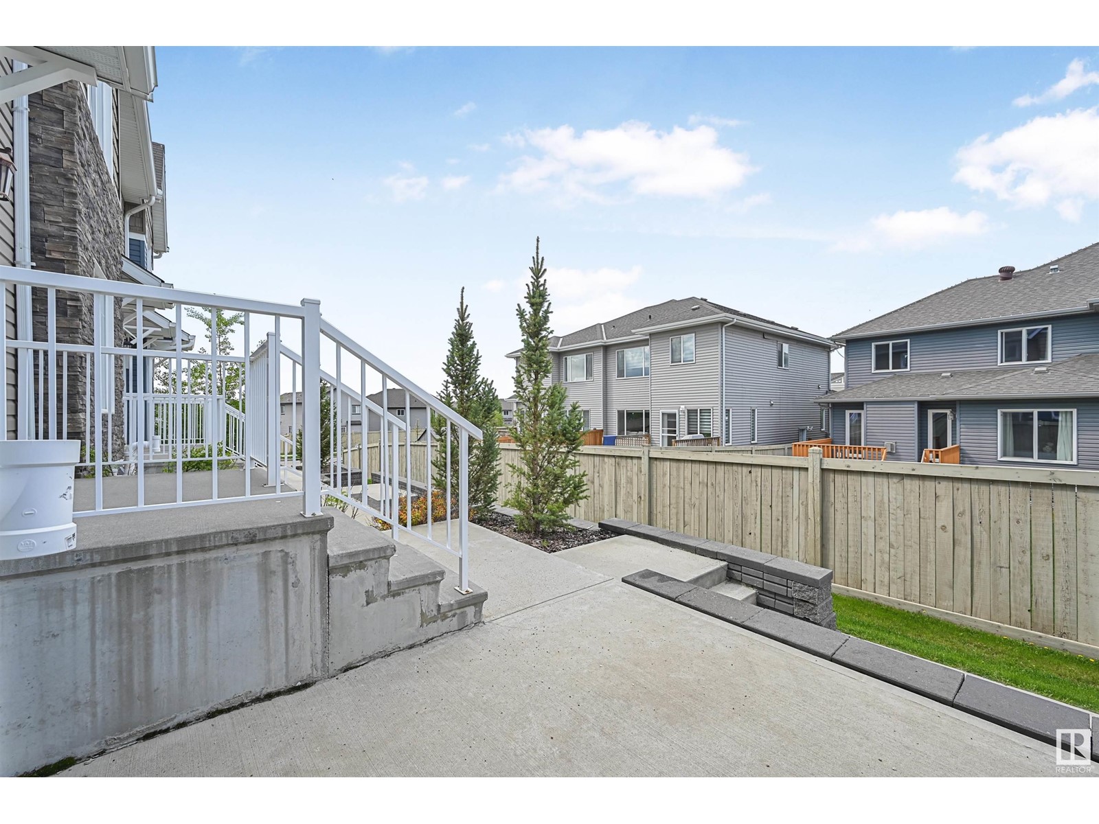 #35 2922 Maple Wy Nw, Edmonton, Alberta  T6T 1A5 - Photo 1 - E4439056