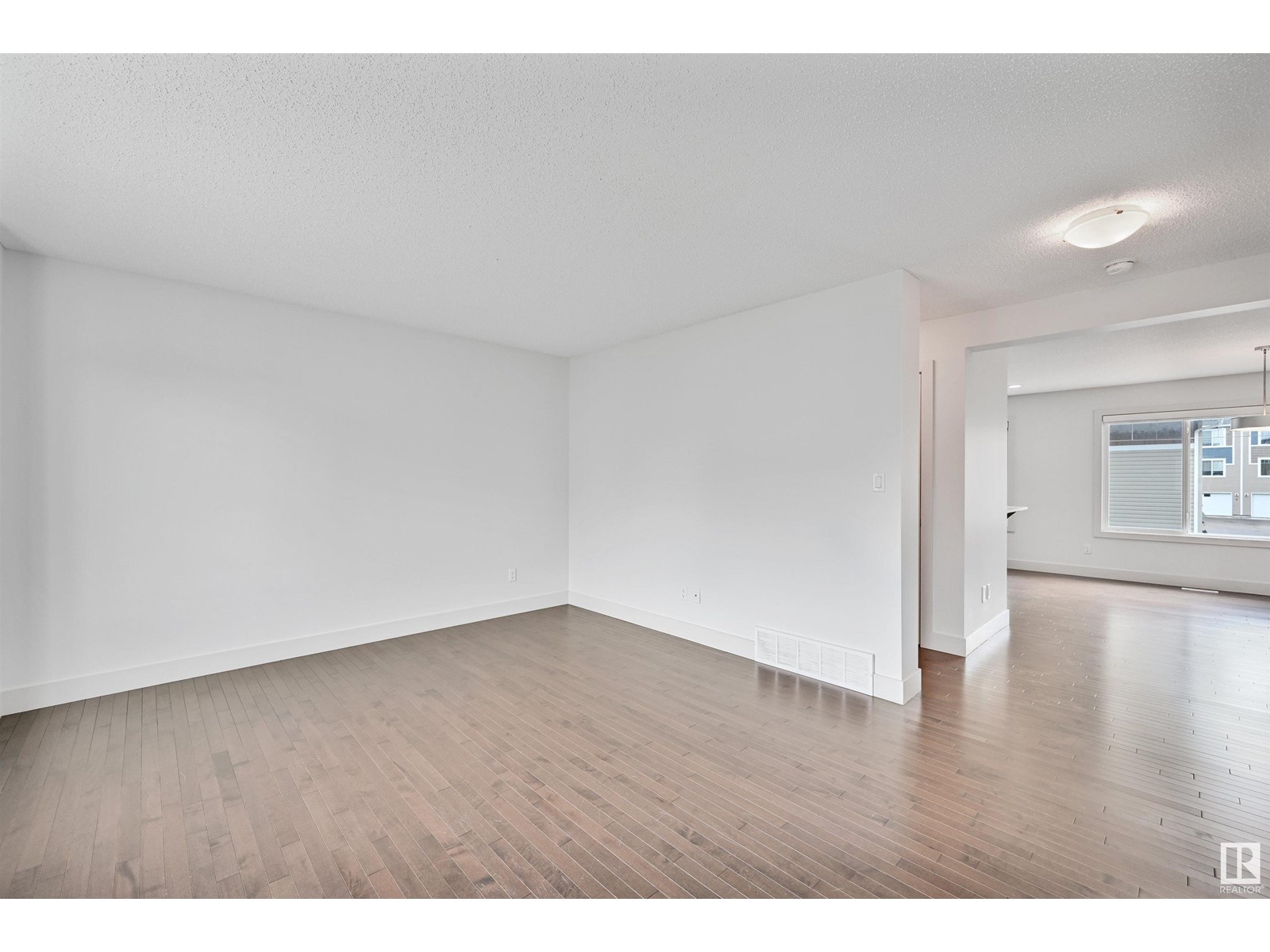 #35 2922 Maple Wy Nw, Edmonton, Alberta  T6T 1A5 - Photo 6 - E4439056