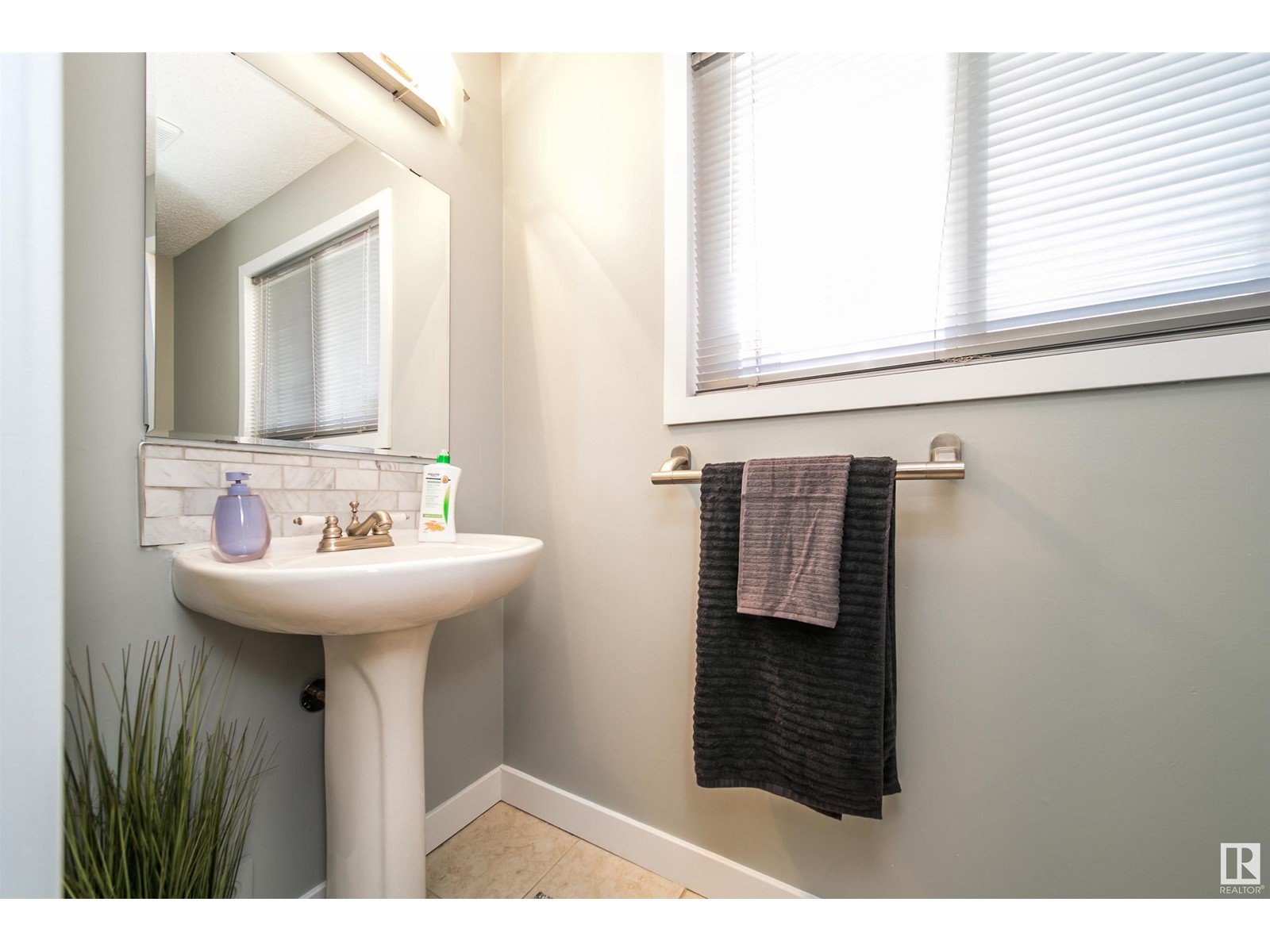 10503 25 Av Nw, Edmonton, Alberta  T6J 5E4 - Photo 24 - E4439058