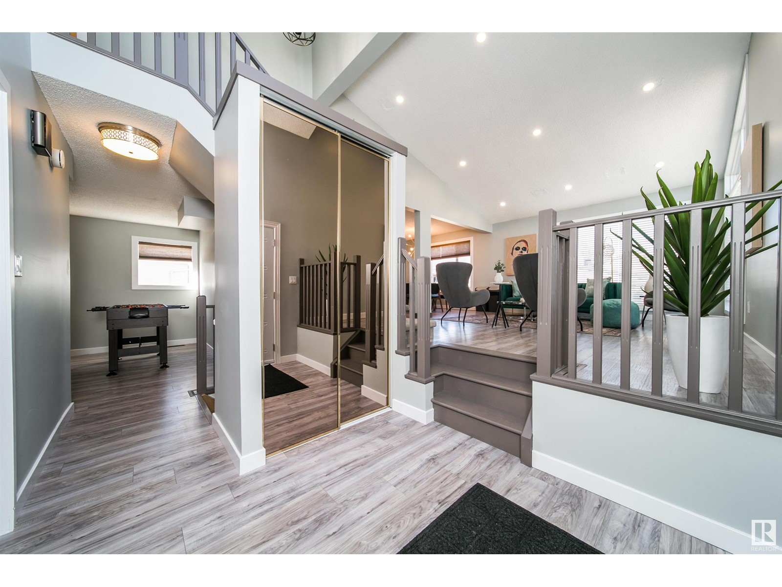 10503 25 Av Nw, Edmonton, Alberta  T6J 5E4 - Photo 7 - E4439058