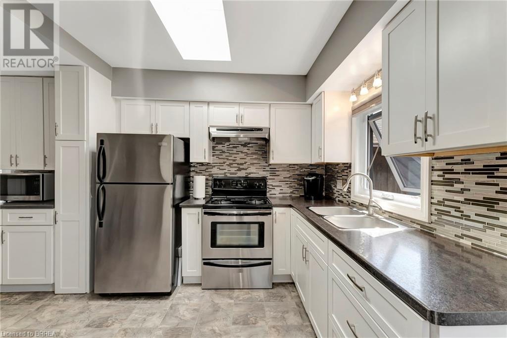 292 Park Avenue, Brantford, Ontario  N3S 5L1 - Photo 9 - 40734980