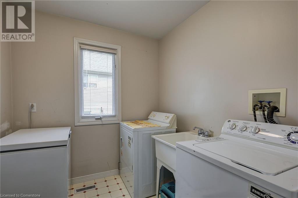 15 Allison Court, Strathroy, Ontario  N7G 4C2 - Photo 22 - 40733260