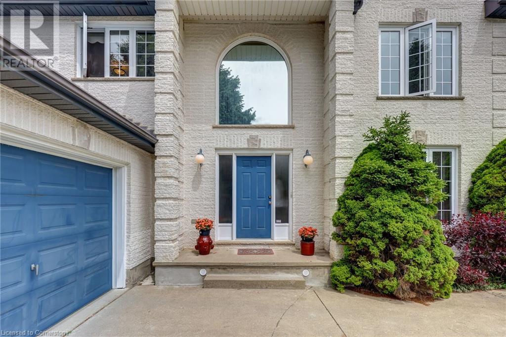 15 Allison Court, Strathroy, Ontario  N7G 4C2 - Photo 4 - 40733260