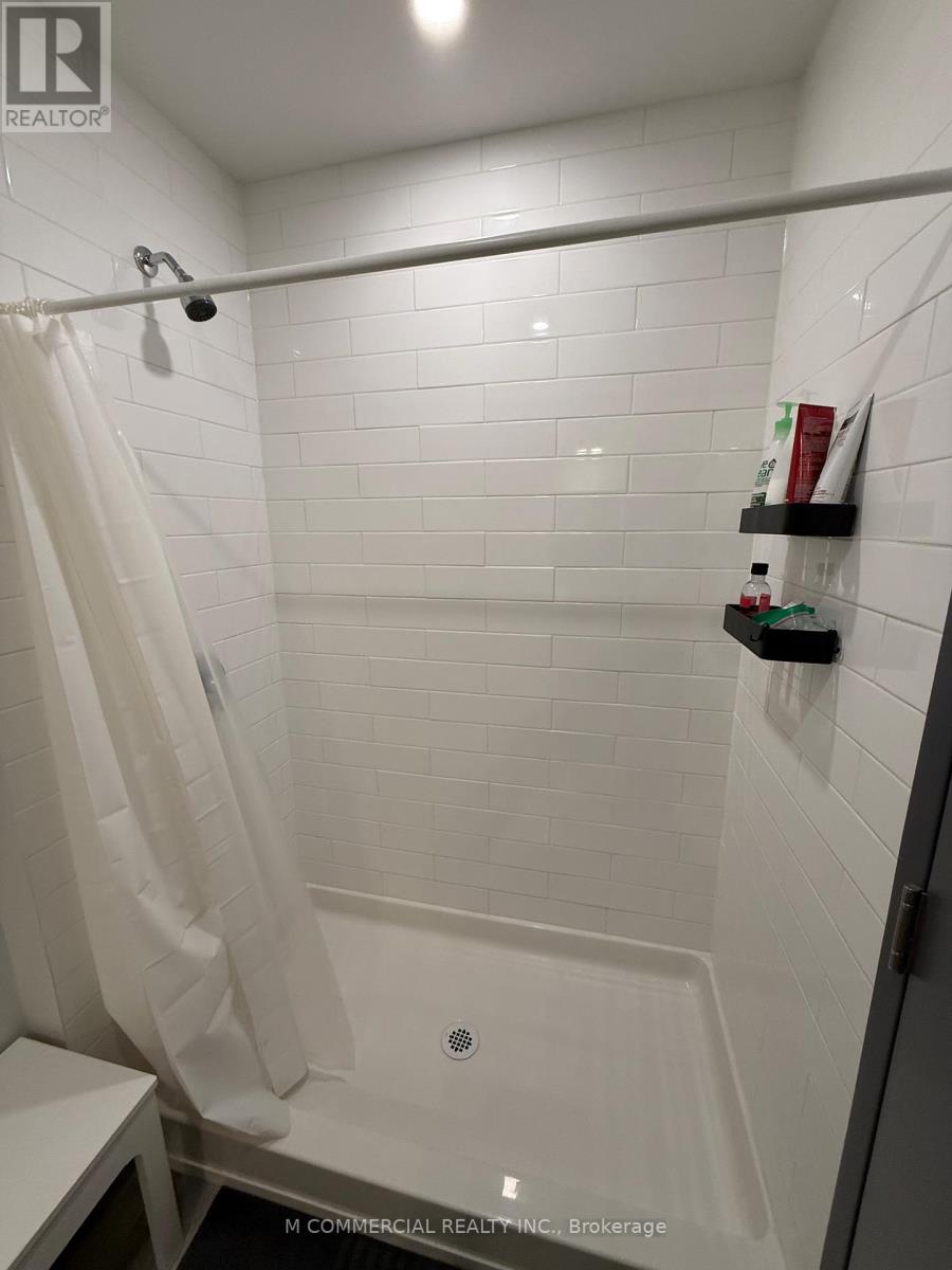 1182 Blair Road, Burlington, Ontario  L7M 1K9 - Photo 12 - W12179703
