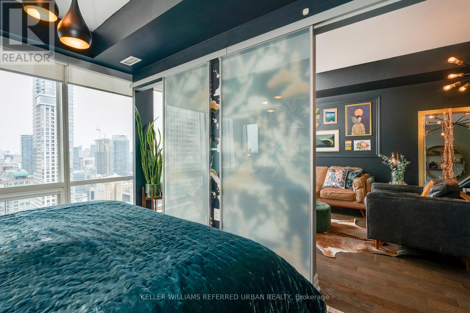 3607 - 8 The Esplanade, Toronto, Ontario  M5E 0A6 - Photo 14 - C12180670