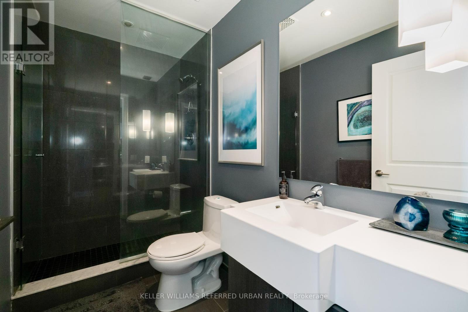3607 - 8 The Esplanade, Toronto, Ontario  M5E 0A6 - Photo 15 - C12180670