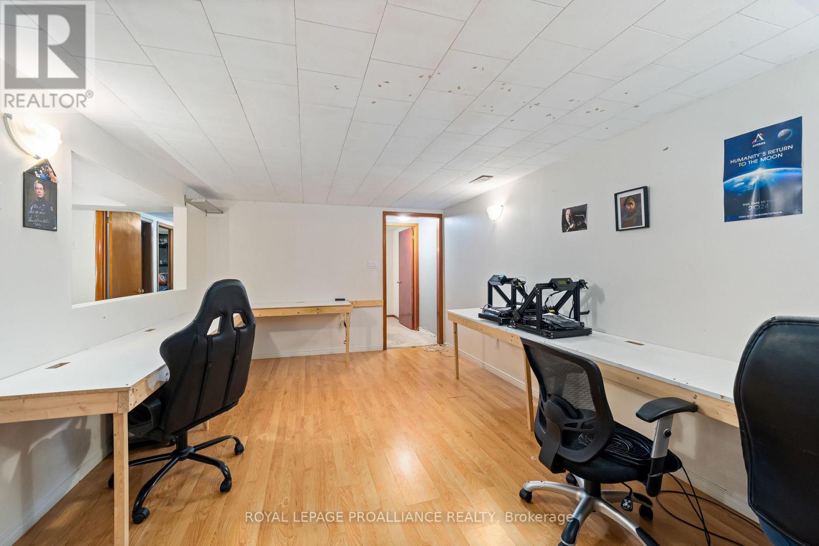 60 O'neil Crescent, Quinte West, Ontario  K8V 5Y6 - Photo 25 - X12180780