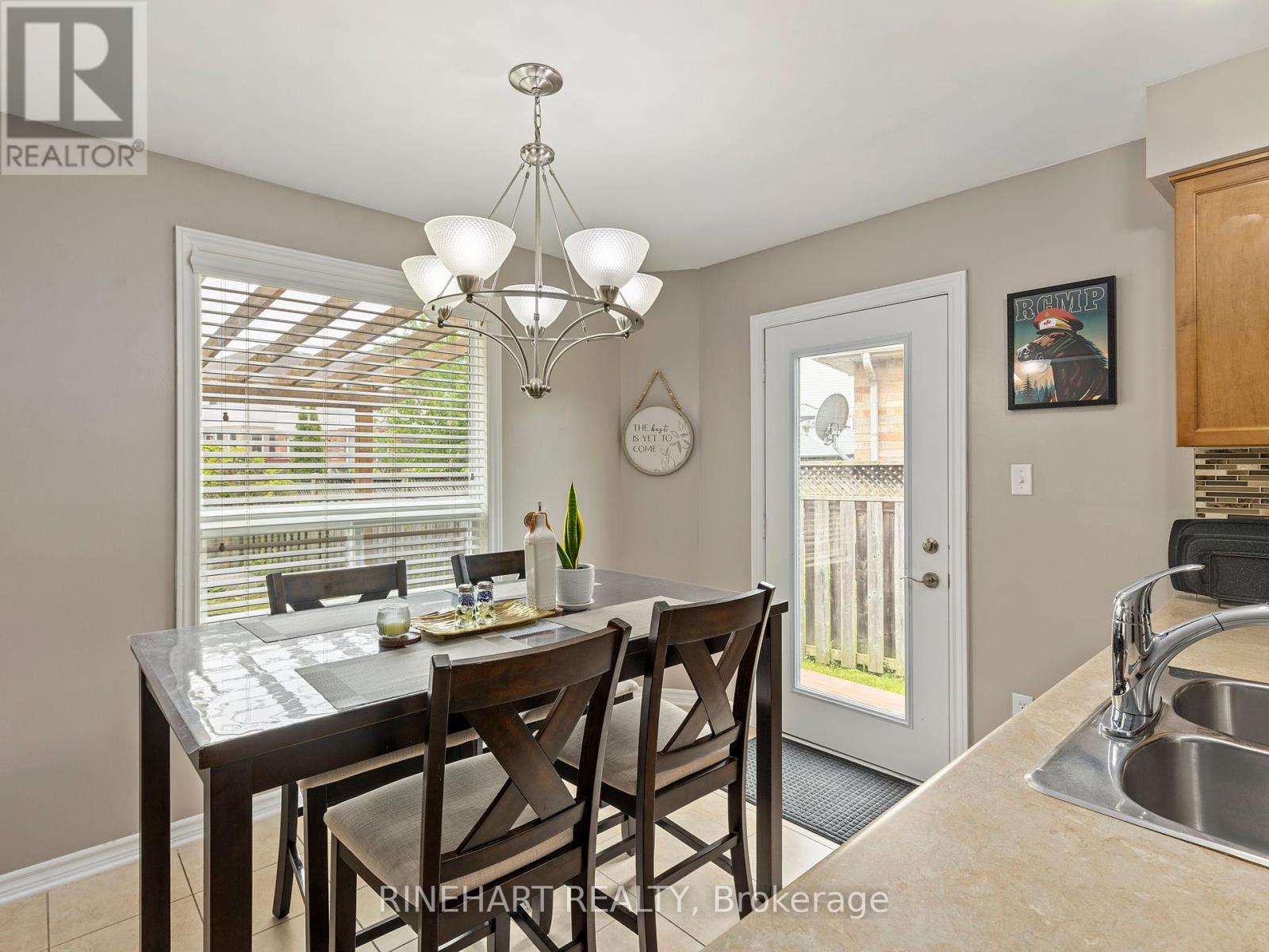 525 Maplewood Lane, London North, Ontario  N6H 0A7 - Photo 11 - X12180800