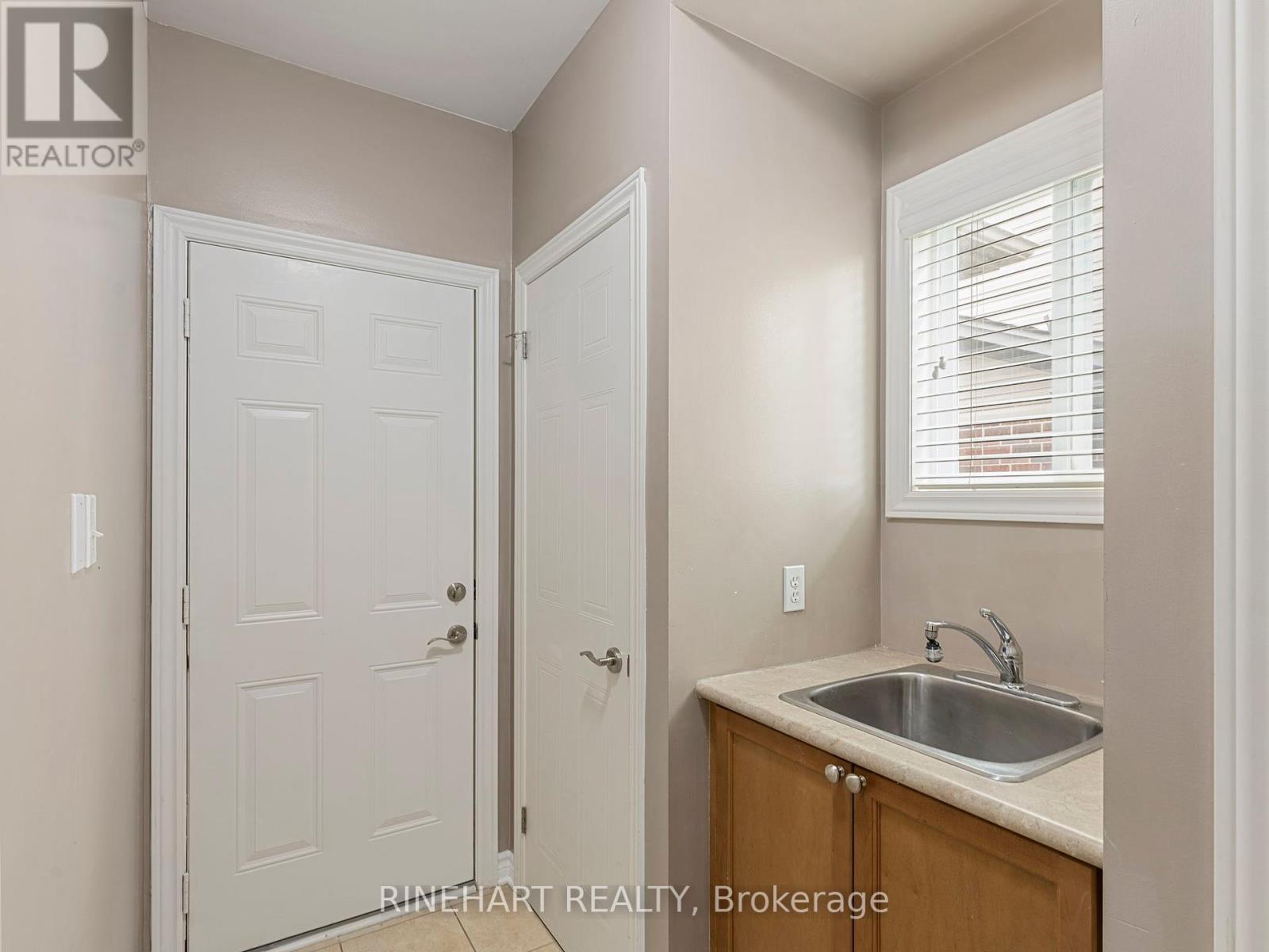 525 Maplewood Lane, London North, Ontario  N6H 0A7 - Photo 15 - X12180800