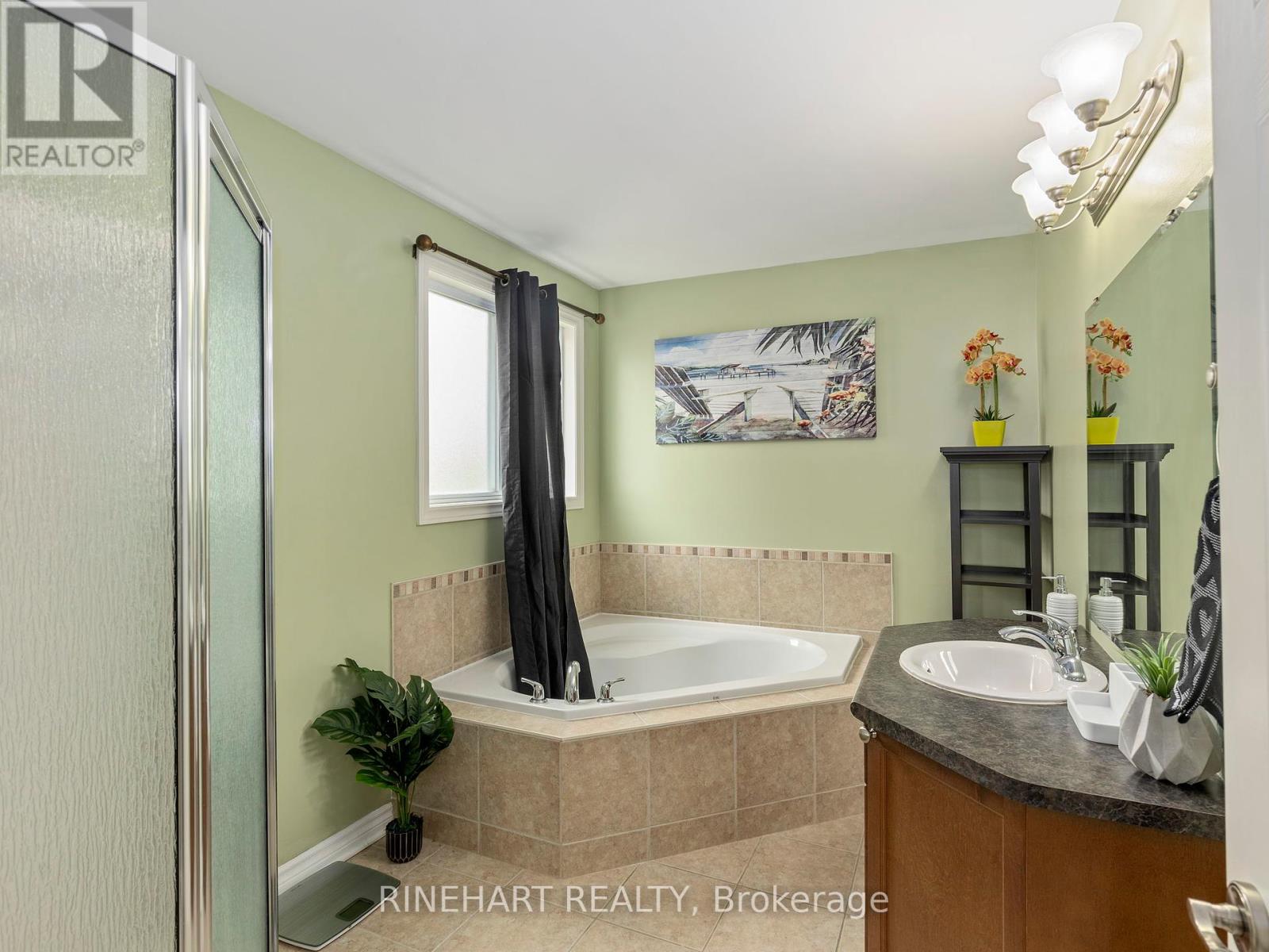 525 Maplewood Lane, London North, Ontario  N6H 0A7 - Photo 19 - X12180800