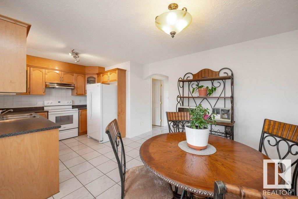 12818 72 St Nw, Edmonton, Alberta  T5C 0P5 - Photo 11 - E4439062
