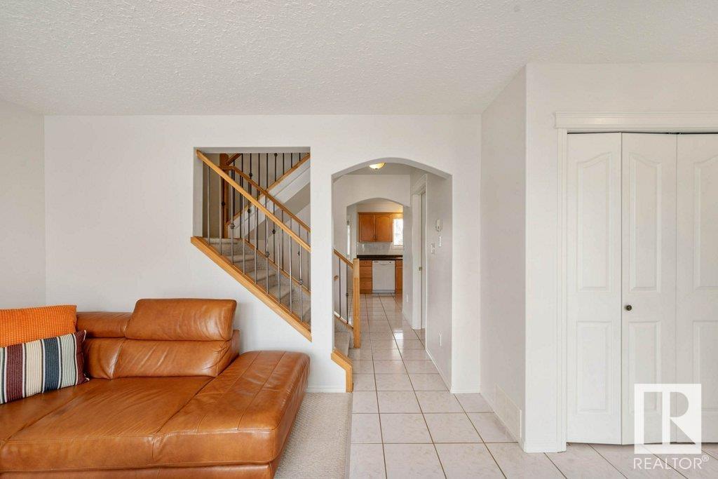 12818 72 St Nw, Edmonton, Alberta  T5C 0P5 - Photo 7 - E4439062