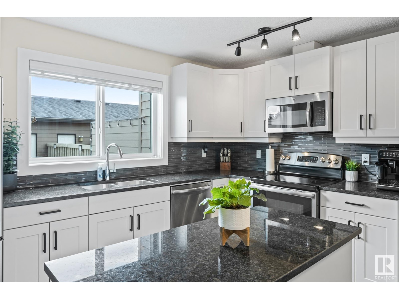 5219 Chappelle Rd Sw, Edmonton, Alberta  T6W 2B1 - Photo 15 - E4439064