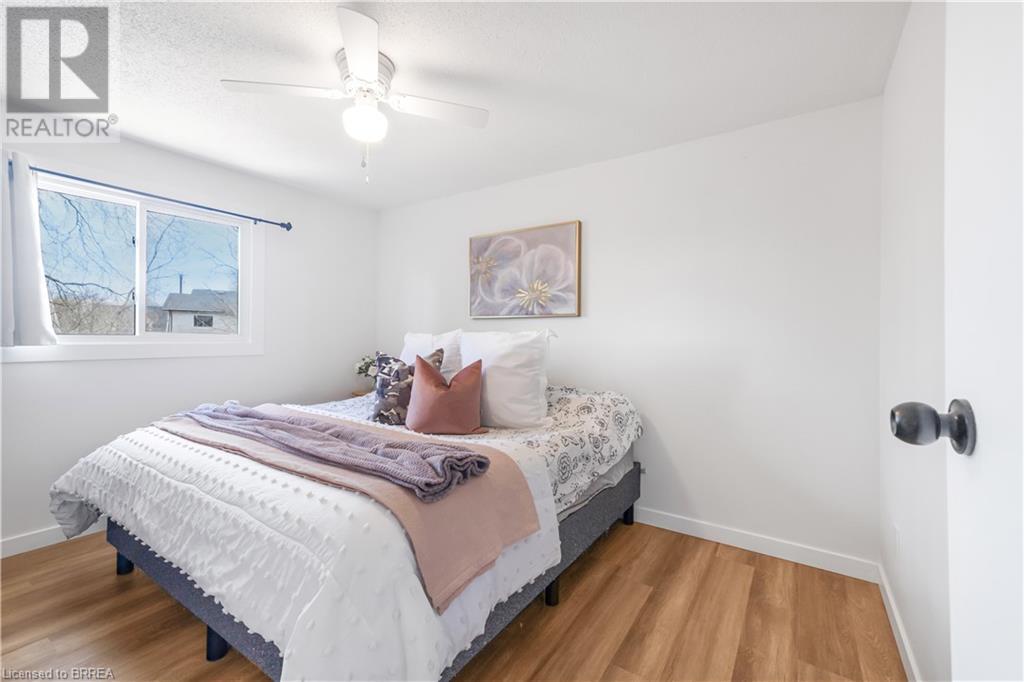 32 Enfield Crescent, Brantford, Ontario  N3P 1B2 - Photo 6 - 40734745