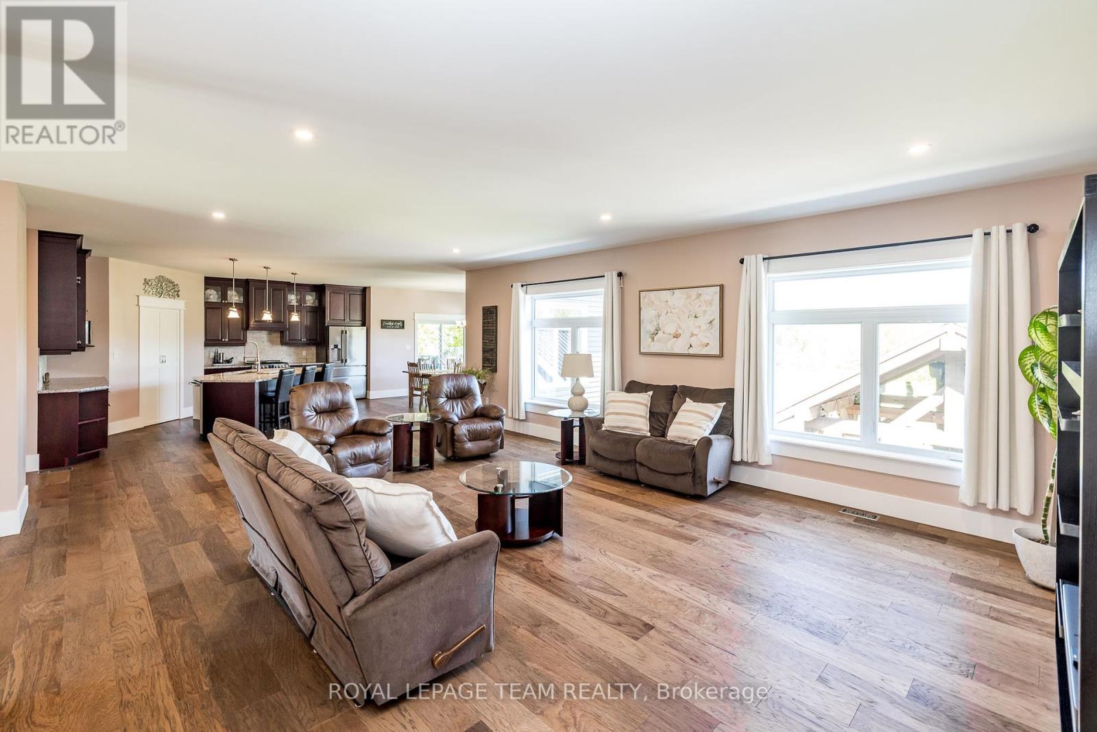 830 Kitley Line 3 Road, Elizabethtown-Kitley, Ontario  K0G 1G0 - Photo 15 - X12180844