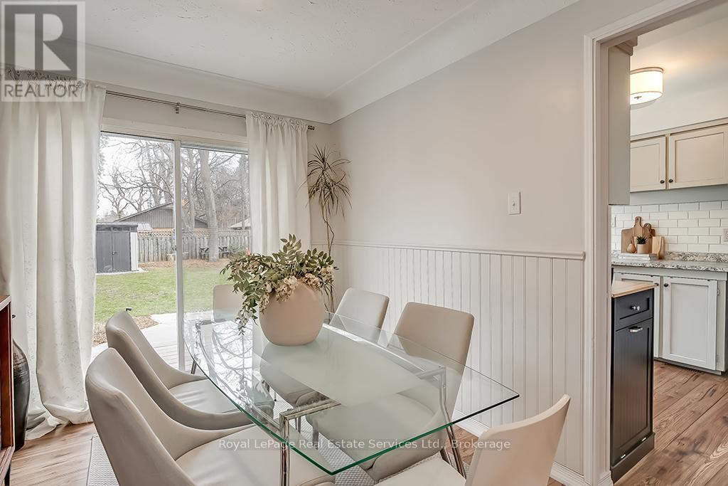 23 Lorne Avenue, Hamilton, Ontario  L9G 2X6 - Photo 11 - X12180840