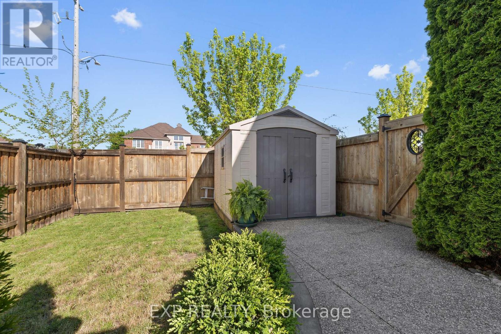 563 Fifty Road, Hamilton, Ontario  L8E 5T5 - Photo 38 - X12180848