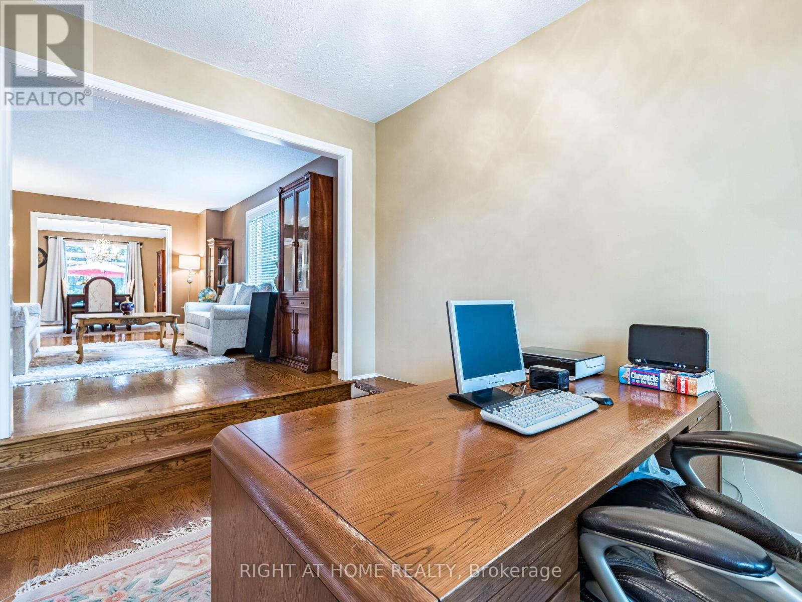 56 Soho Crescent, Markham, Ontario  L3P 7H5 - Photo 8 - N12180691