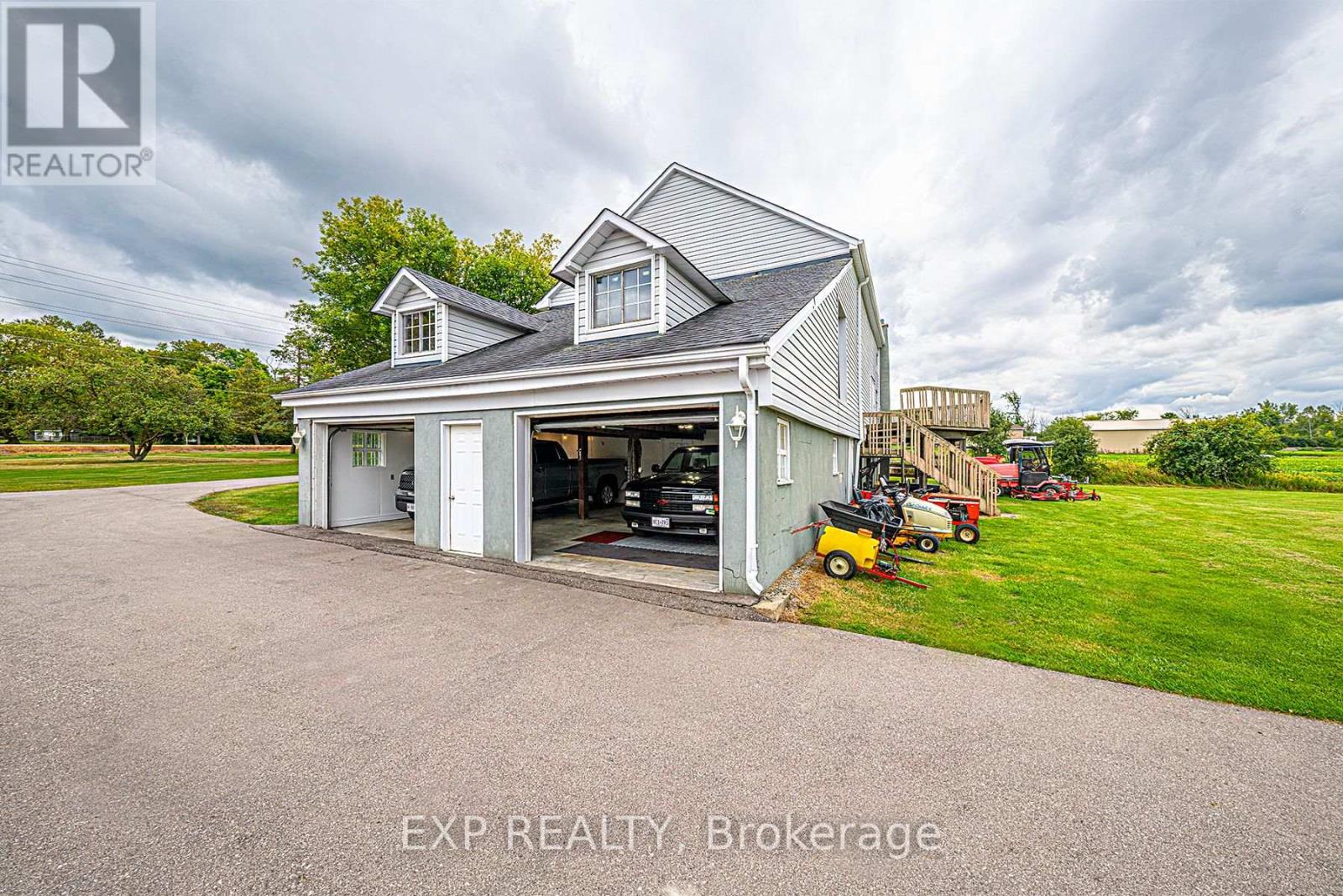 24518 Mccowan Road, Georgina, Ontario  L0E 1R0 - Photo 5 - N12180697