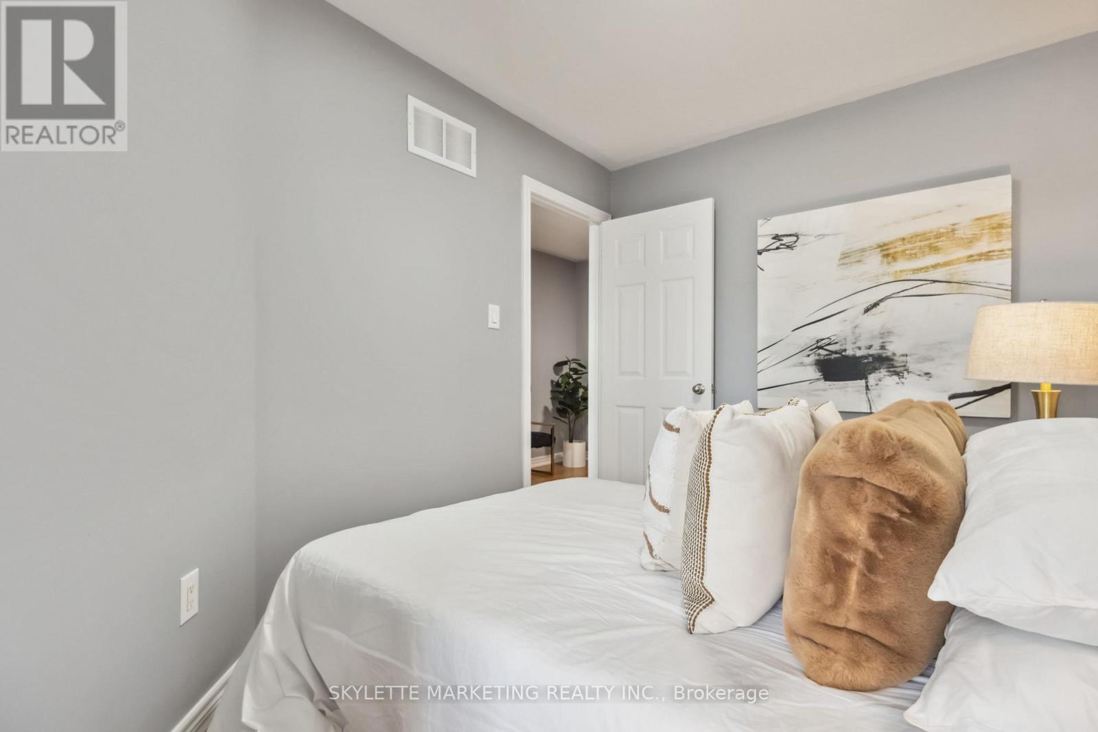 310 Delray Drive, Markham, Ontario  L6E 0R2 - Photo 36 - N12180724
