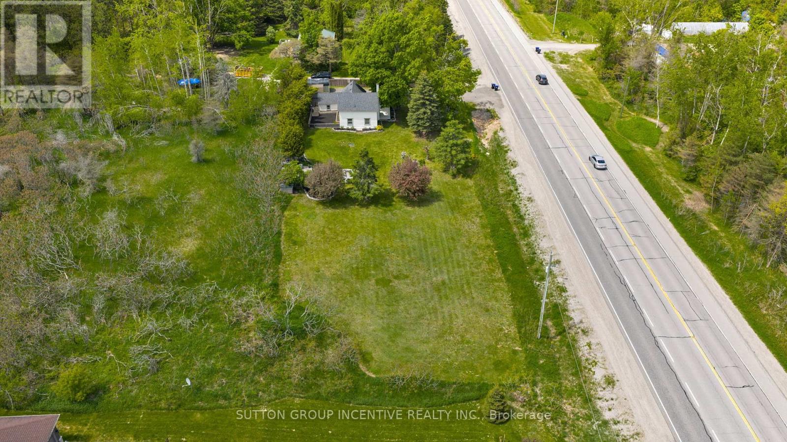 6168 Penetanguishene Road, Springwater, Ontario  L0L 1P0 - Photo 37 - S12180684