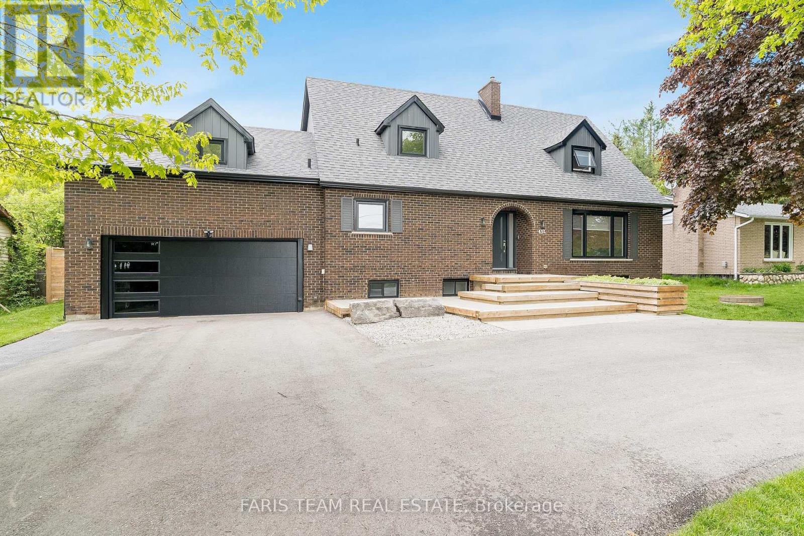 432 EDGEHILL DRIVE, Barrie, Ontario