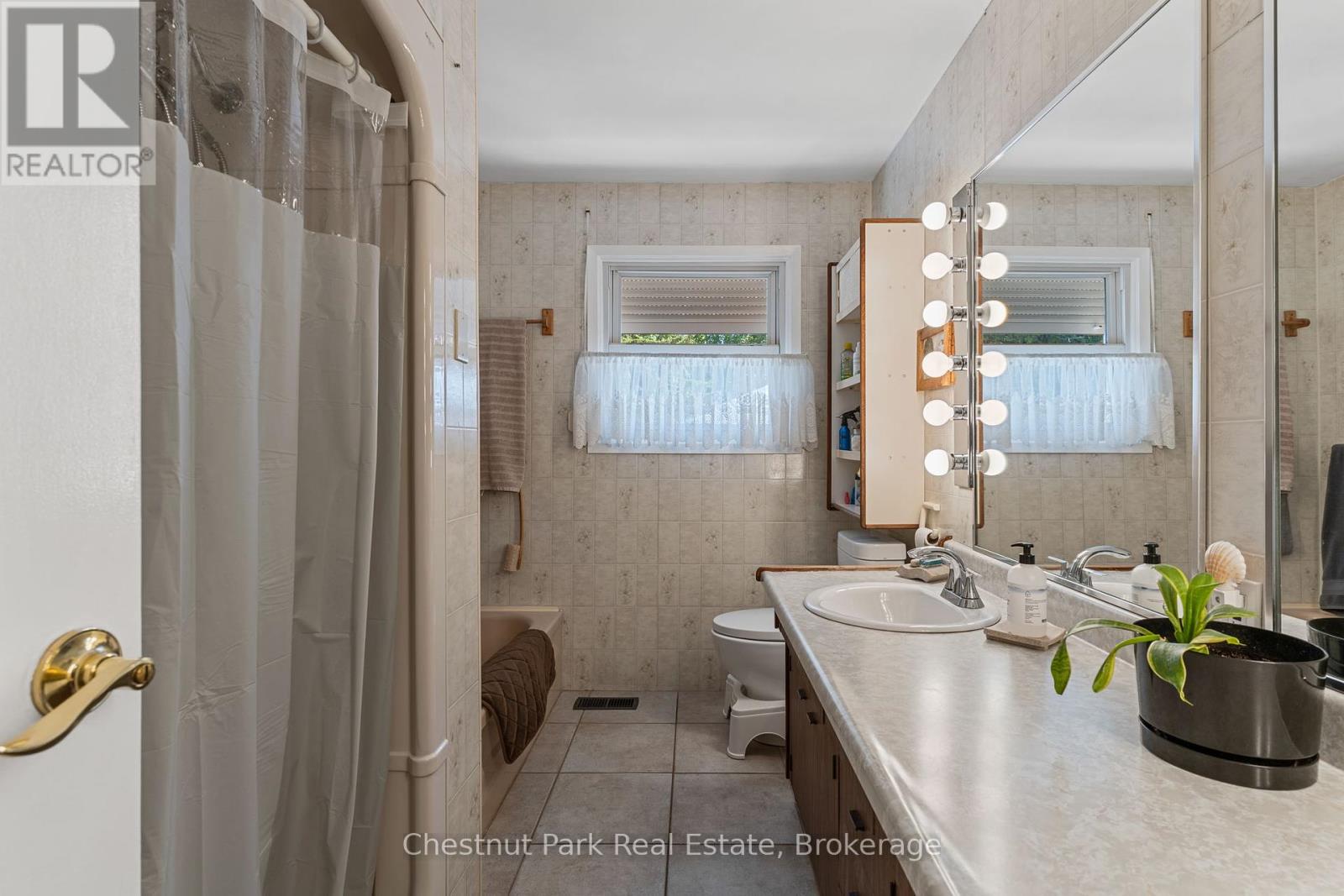 31 Saunders Street, Collingwood, Ontario L9Y 0G3 - Photo 16 - S12180823