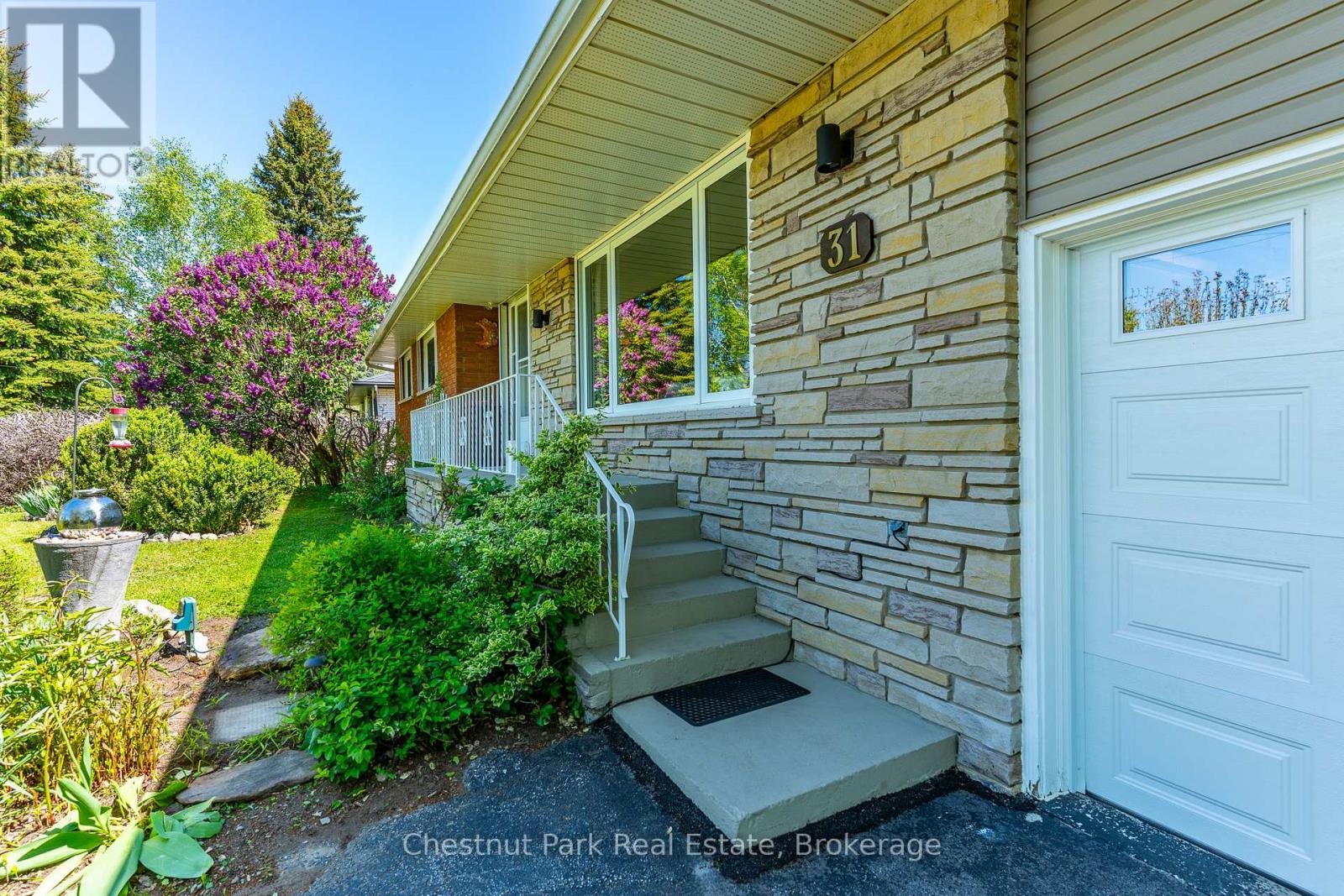 31 Saunders Street, Collingwood, Ontario L9Y 0G3 - Photo 3 - S12180823