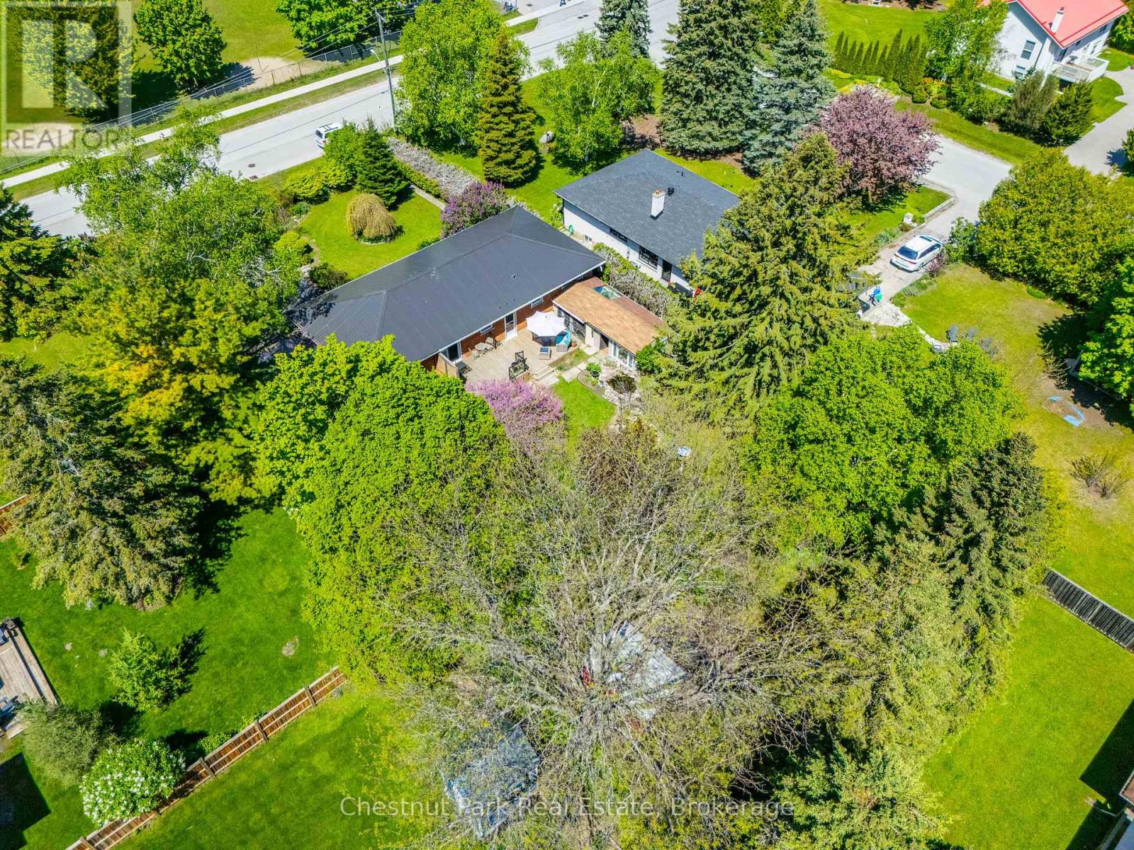 31 Saunders Street, Collingwood, Ontario L9Y 0G3 - Photo 46 - S12180823