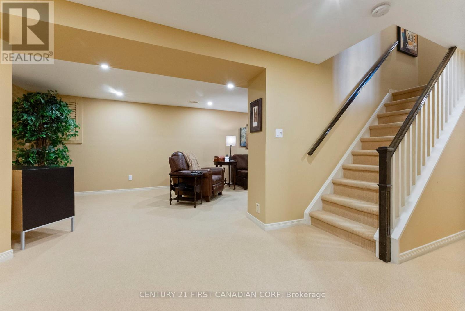1224 Nathaniel Crescent, Burlington, Ontario  L7S 2A7 - Photo 32 - W12177103