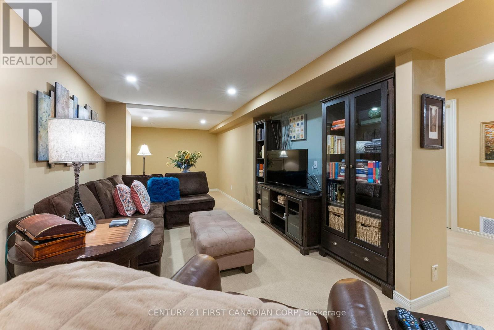 1224 Nathaniel Crescent, Burlington, Ontario  L7S 2A7 - Photo 29 - W12177103
