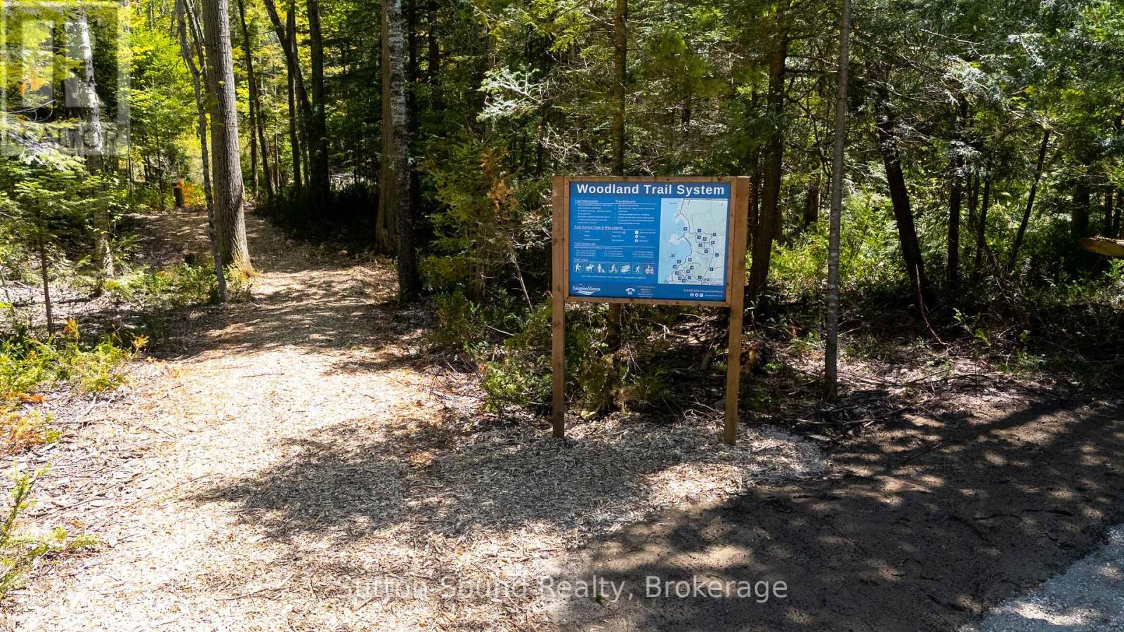 162 Miramichi Bay Road, Saugeen Shores, Ontario  N0H 2C6 - Photo 3 - X12180799