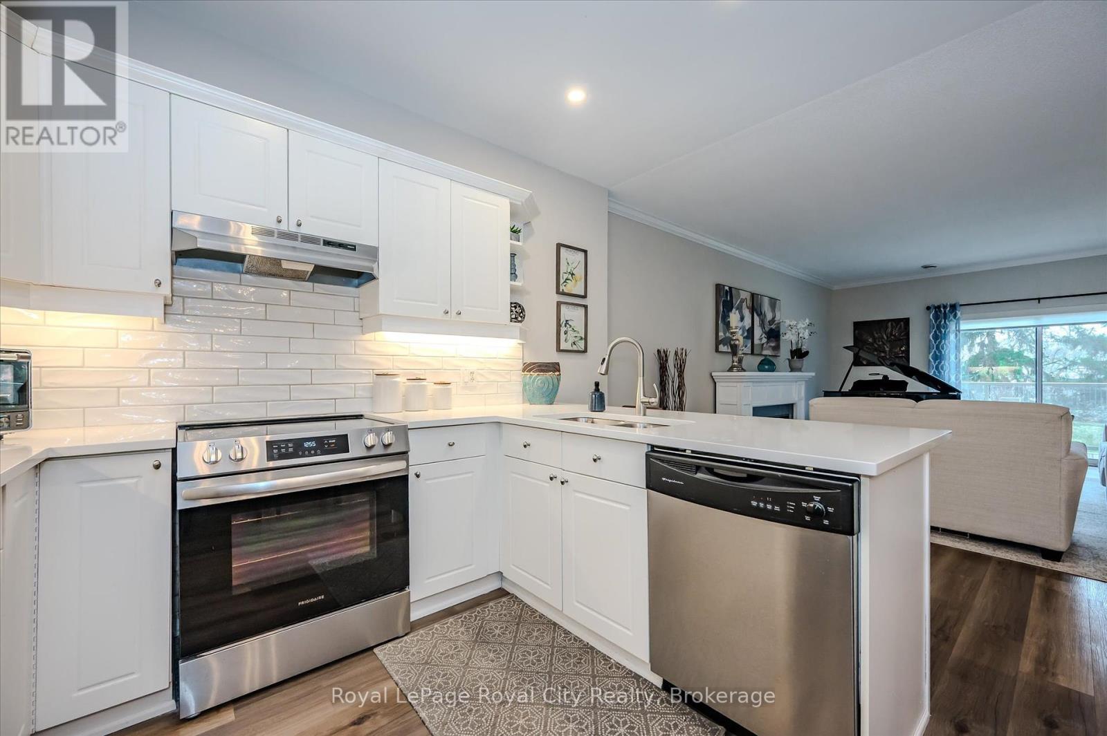 104 - 60 Wyndham Street S, Guelph, Ontario  N1E 7H7 - Photo 15 - X12180814