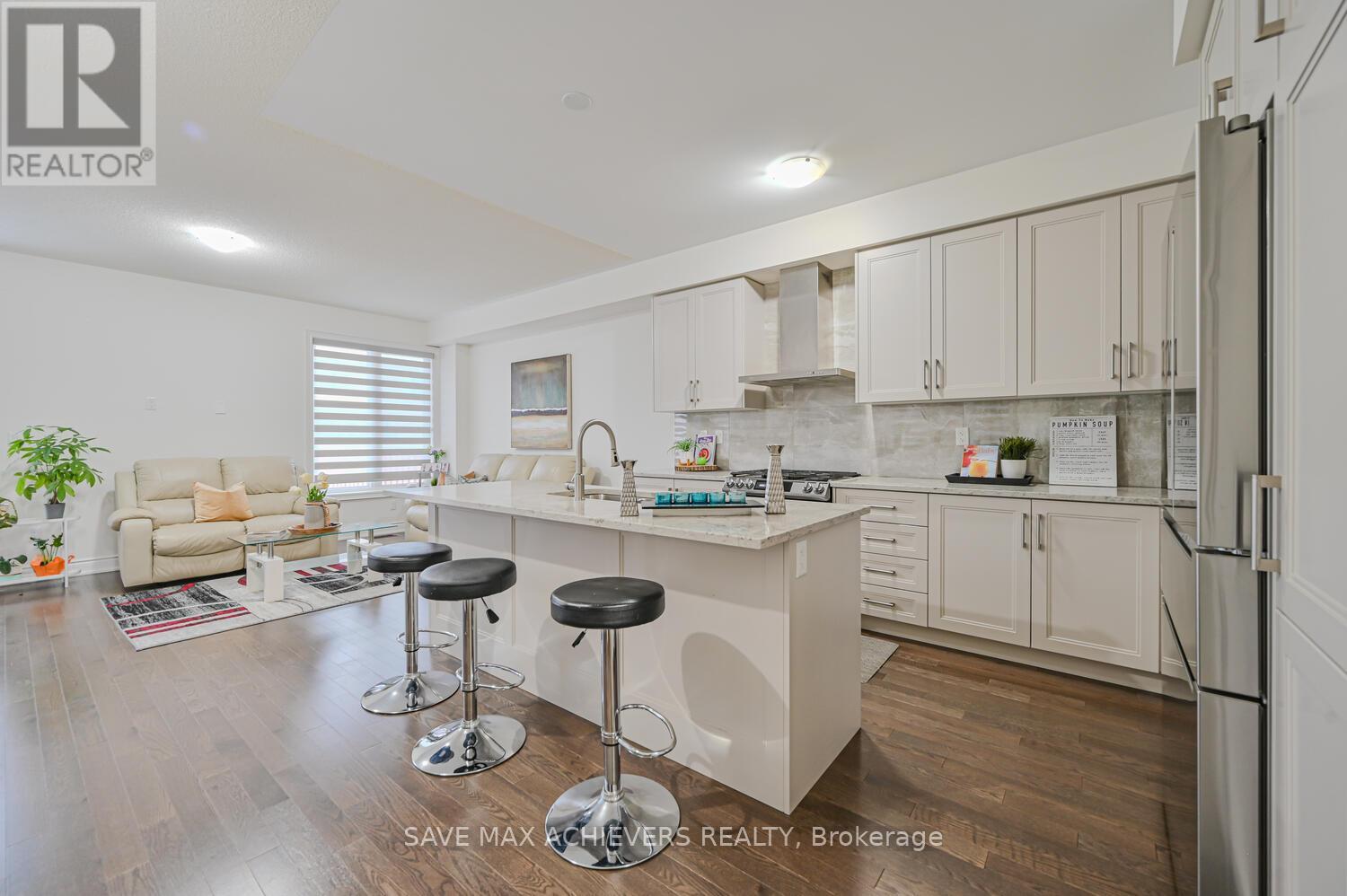 13 Banner Elk Street, Brampton, Ontario  L6Y 6J6 - Photo 10 - W12180716