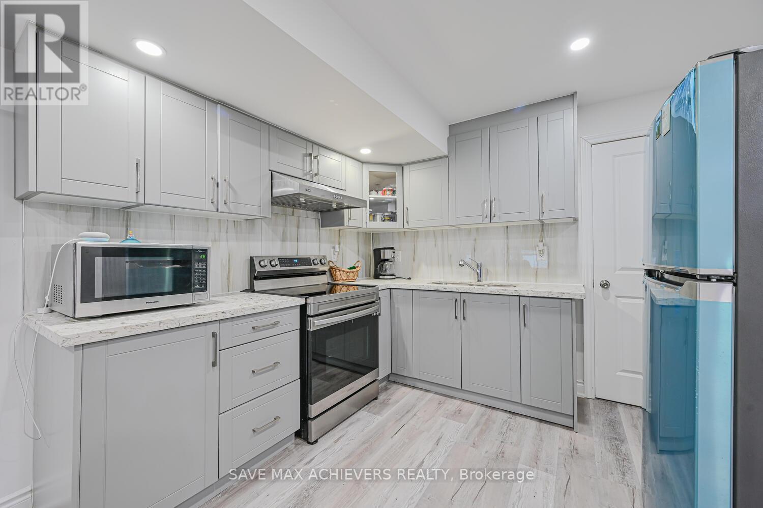 13 Banner Elk Street, Brampton (Bram West), Ontario  L6Y 6J6 - Photo 37 - W12180716
