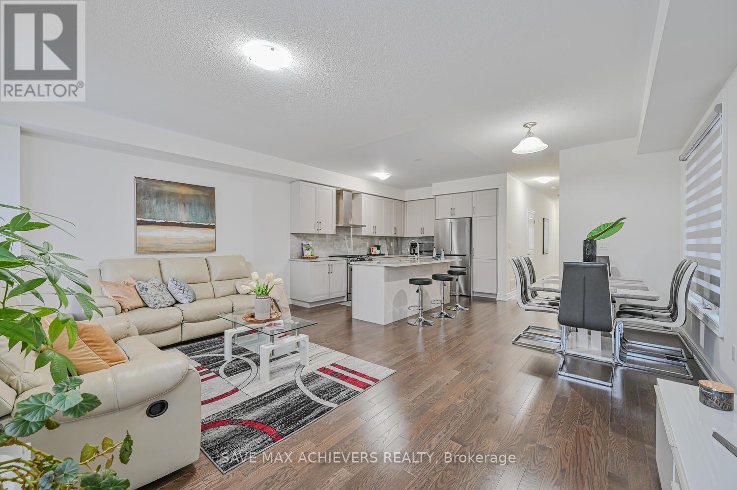 13 Banner Elk Street, Brampton (Bram West), Ontario  L6Y 6J6 - Photo 6 - W12180716