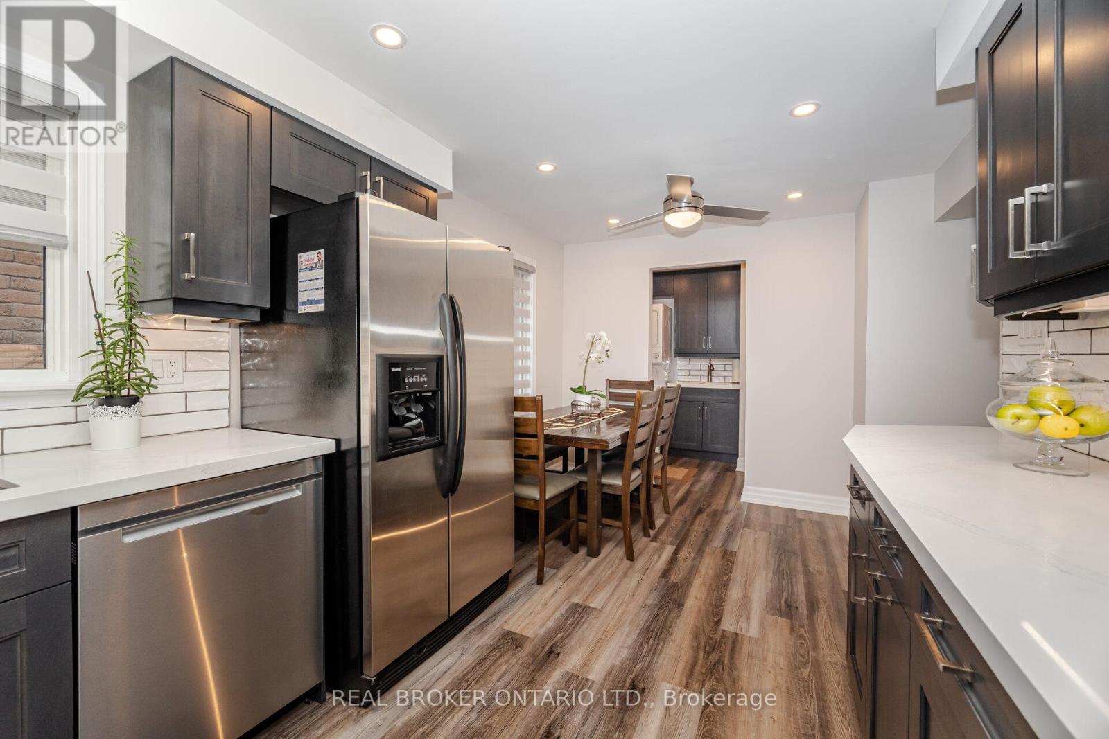 28 Lacewood Crescent, Brampton, Ontario  L6S 3K4 - Photo 14 - W12180720